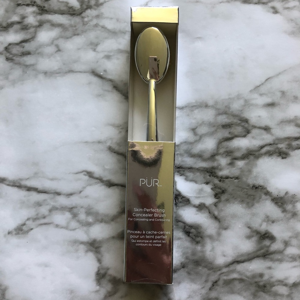 PÜR skin perfecting concealer brush